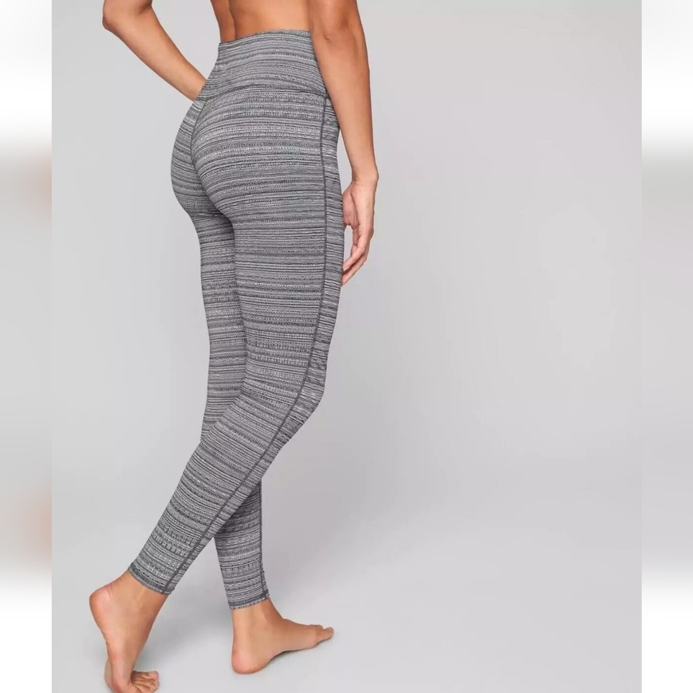 ATHLETA High Rise Jacquard Chaturanga Black/Gray Size S